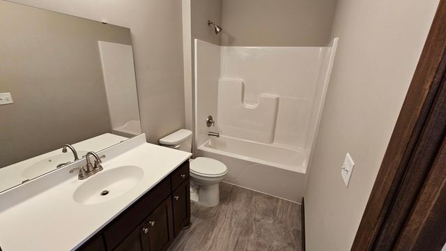 3106 Zuni Way NW, Anoka, MN 55303
