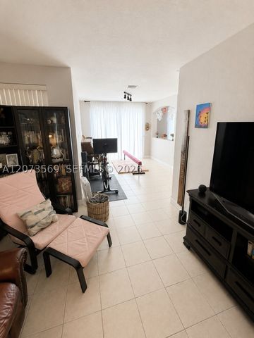 12244 SW 123rd Pl, Miami, FL 33186
