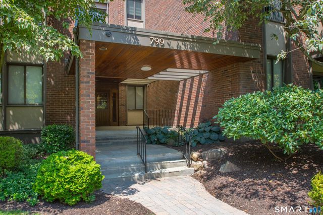 799 Prospect Avenue A5, West Hartford, CT 06105