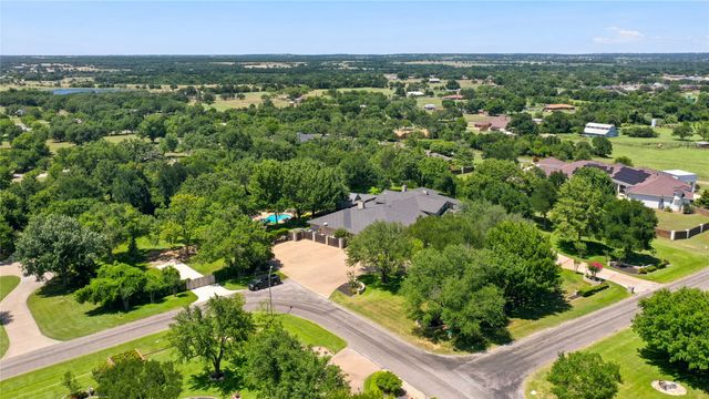 2749 Summit Avenue, Stephenville, TX 76401