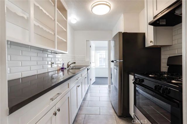 1014 E Carson, Long Beach, CA 90807