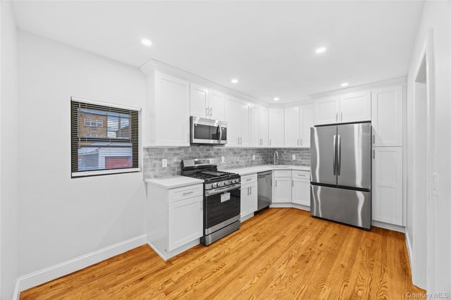 2054 Saint Paul Avenue, Bronx, NY 10461