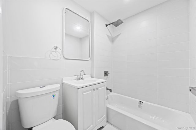 2054 Saint Paul Avenue, Bronx, NY 10461