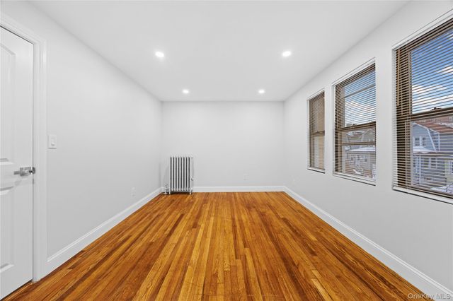 2054 Saint Paul Avenue, Bronx, NY 10461