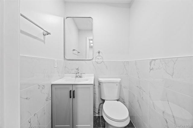 2054 Saint Paul Avenue, Bronx, NY 10461