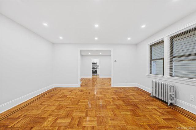 2054 Saint Paul Avenue, Bronx, NY 10461