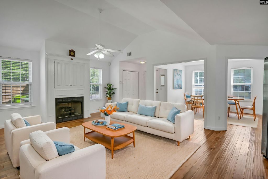 9 Twin Oaks Circle, Columbia, SC 29209