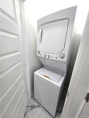 3201 Magdalena Street 9, Mission, TX 78573