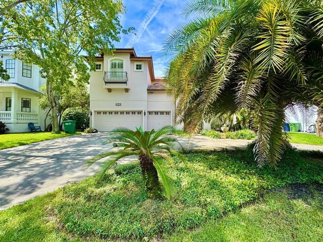 4620 W BROWNING AVENUE, Tampa, FL 33629
