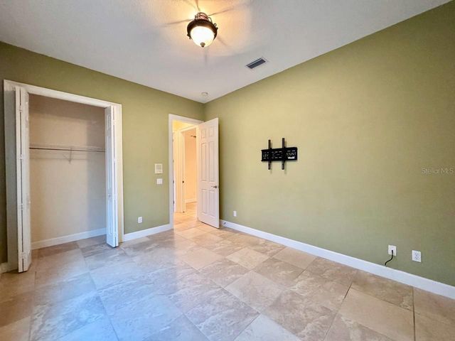 4620 W BROWNING AVENUE, Tampa, FL 33629