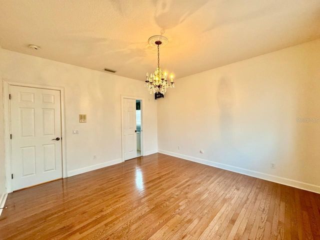 4620 W BROWNING AVENUE, Tampa, FL 33629