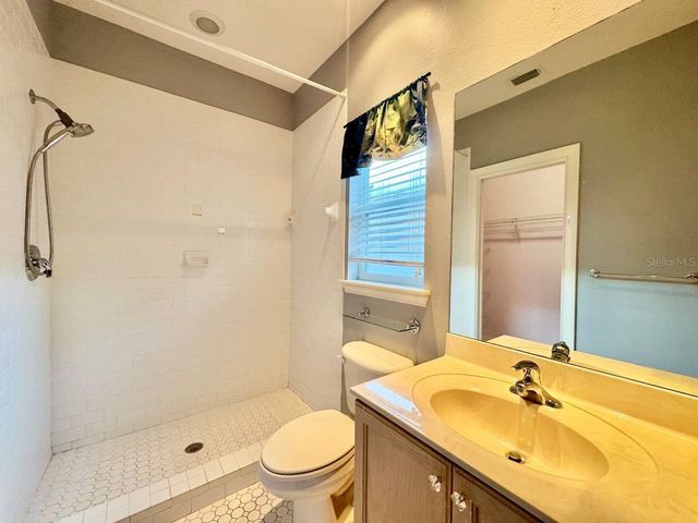 4620 W BROWNING AVENUE, Tampa, FL 33629