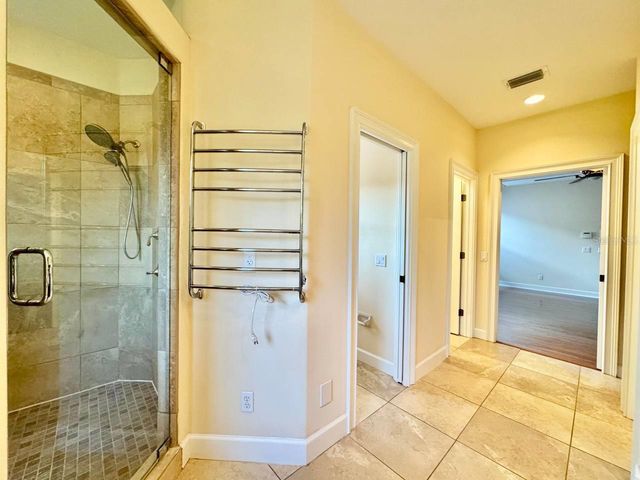 4620 W BROWNING AVENUE, Tampa, FL 33629