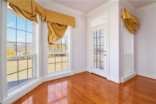 645 N Riding Ridge Lane, Fayetteville, AR 72704