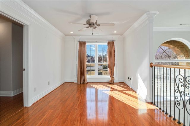 645 N Riding Ridge Lane, Fayetteville, AR 72704