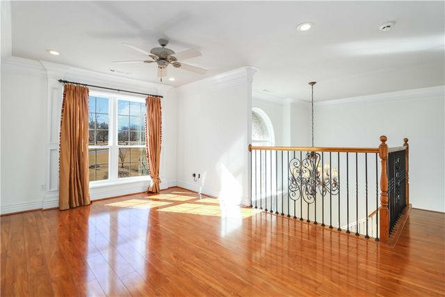 645 N Riding Ridge Lane, Fayetteville, AR 72704