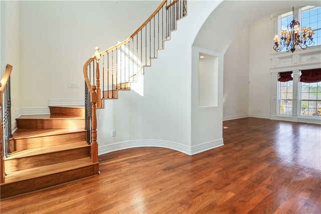 645 N Riding Ridge Lane, Fayetteville, AR 72704