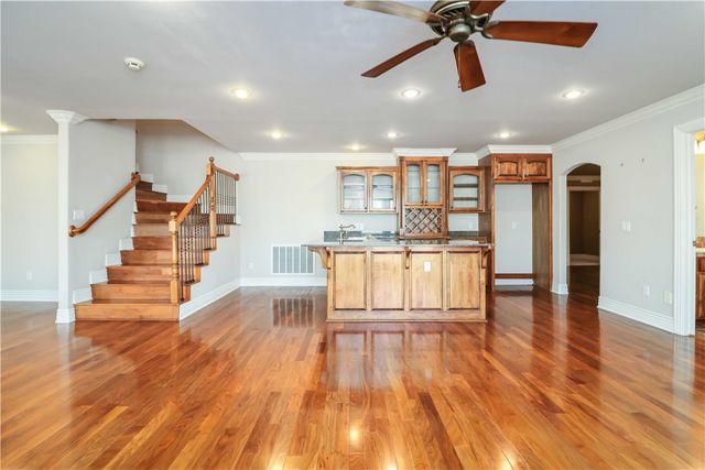 645 N Riding Ridge Lane, Fayetteville, AR 72704