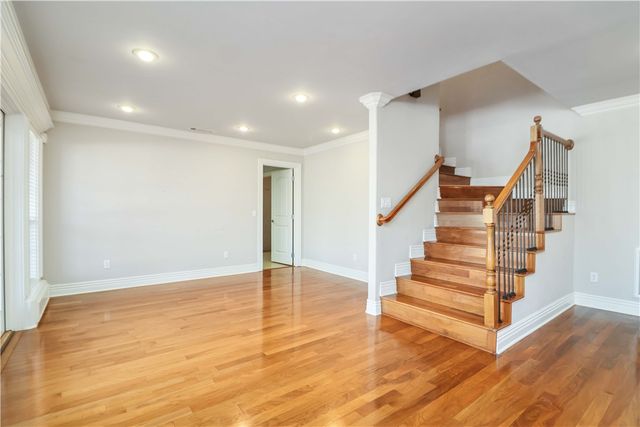 645 N Riding Ridge Lane, Fayetteville, AR 72704