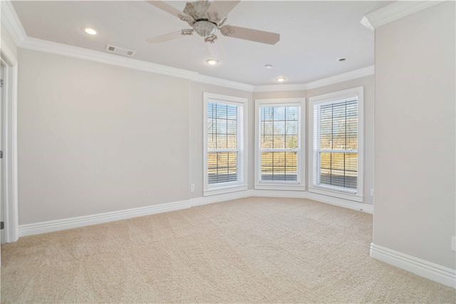 645 N Riding Ridge Lane, Fayetteville, AR 72704