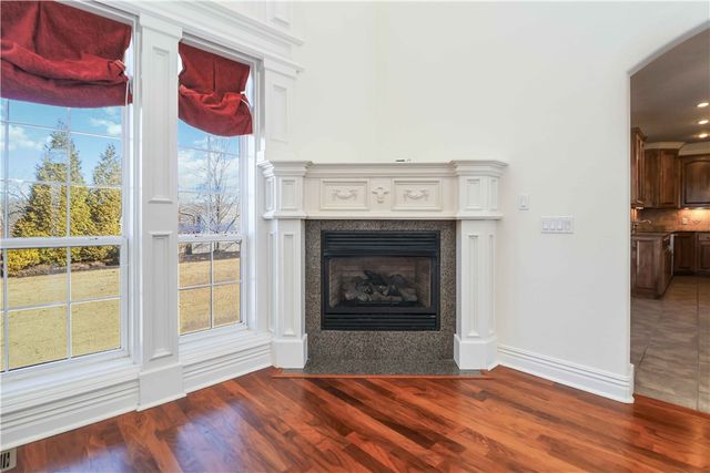 645 N Riding Ridge Lane, Fayetteville, AR 72704