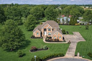 645 N Riding Ridge Lane, Fayetteville, AR 72704