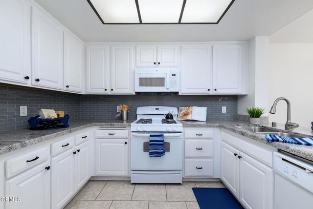 1210 Via Montoya, Camarillo, CA 93010