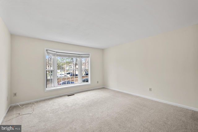 7937 EDINBURGH DR, Springfield, VA 22153