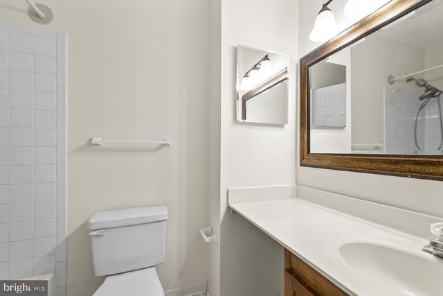 7937 EDINBURGH DR, Springfield, VA 22153