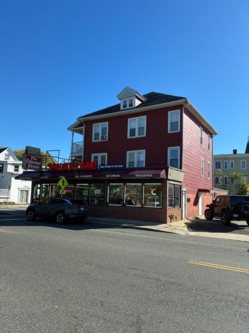 438 Front Street, Chicopee, MA 01020