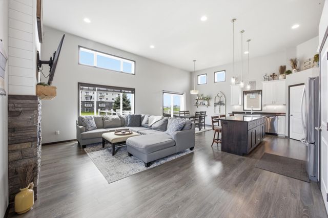 1207 Southwood Drive, Dilworth, MN 56529
