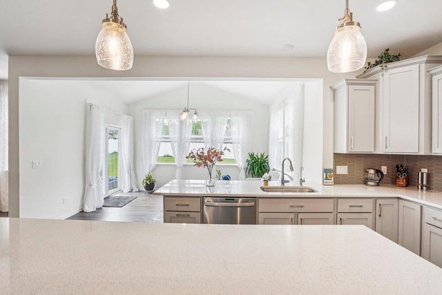 2319 Lonnie Lane, Sun Prairie, WI 53590