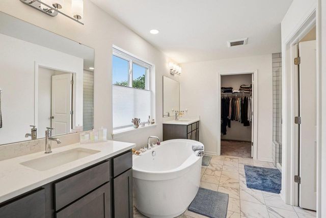 2319 Lonnie Lane, Sun Prairie, WI 53590