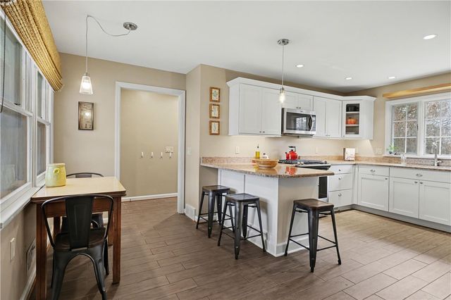 91 Skyview Lane, Penfield, NY 14625