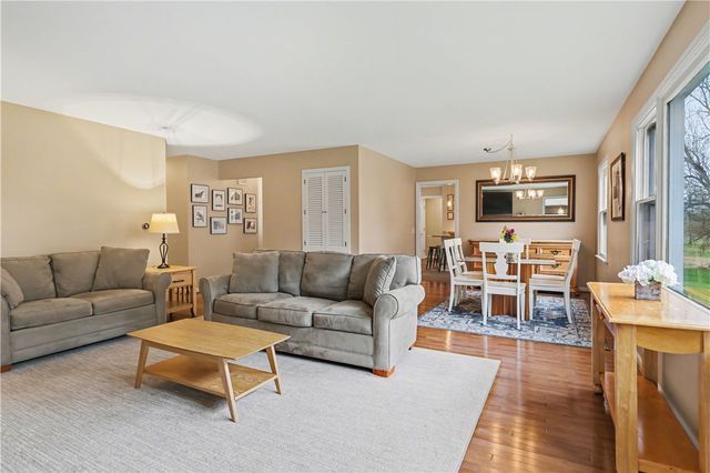 91 Skyview Lane, Penfield, NY 14625