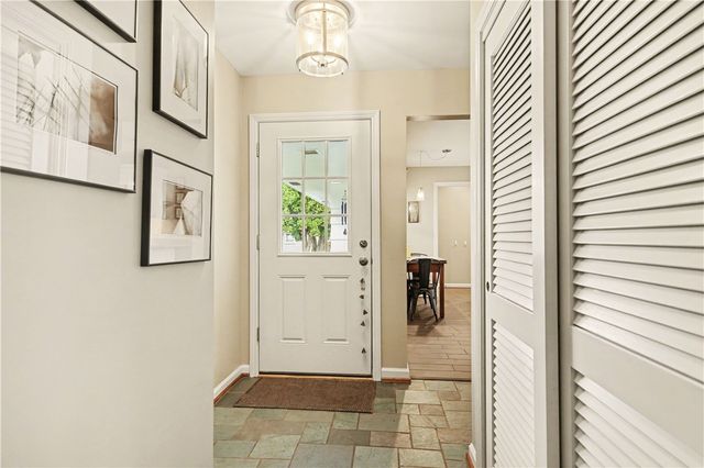 91 Skyview Lane, Penfield, NY 14625