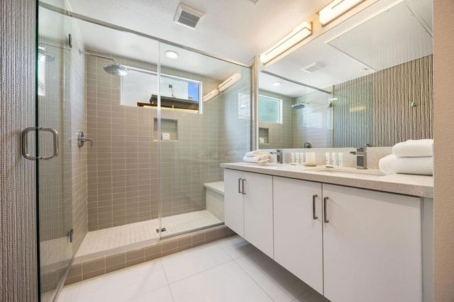 2700 Dancing Sands Drive, Palm Springs, CA 92262