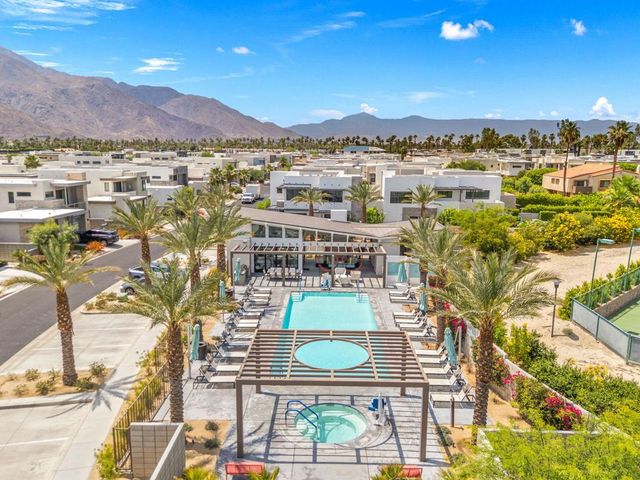 2700 Dancing Sands Drive, Palm Springs, CA 92262