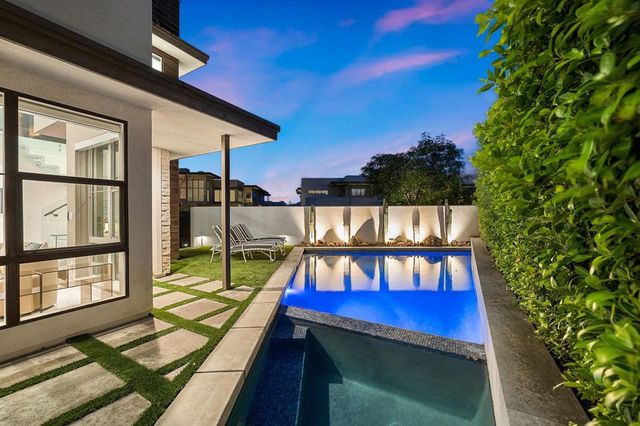 2700 Dancing Sands Drive, Palm Springs, CA 92262