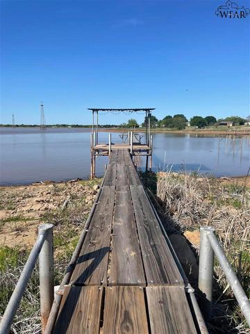 374 PAWNEE TRAIL, Henrietta, TX 76365