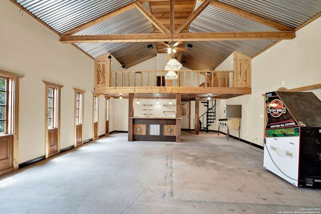 231 PR 2510, Hondo, TX 78861