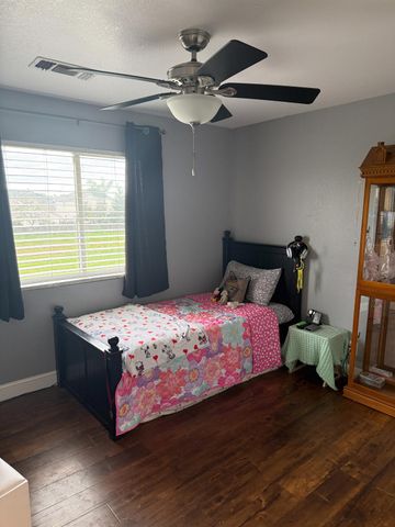 16432 Harmony Ranch Dr, Delhi, CA 95315