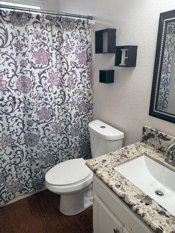 16432 Harmony Ranch Dr, Delhi, CA 95315