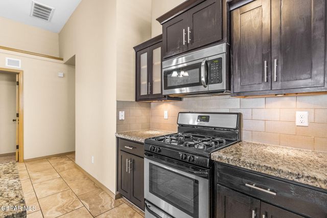 12756 Caroline May, El Paso, TX 79938