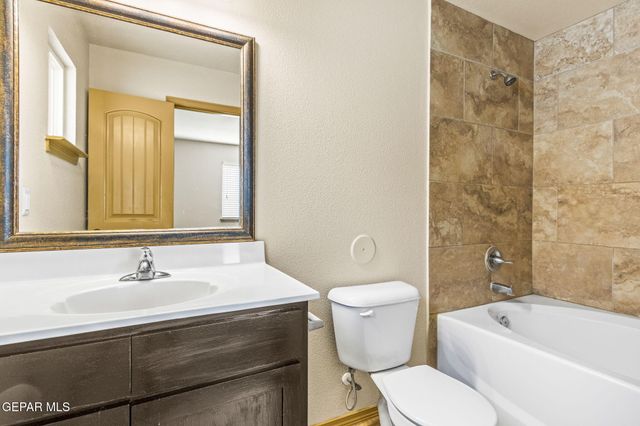 12756 Caroline May, El Paso, TX 79938