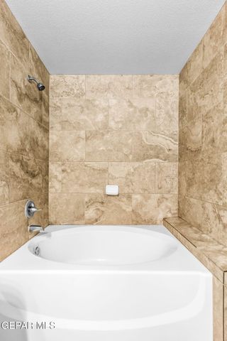 12756 Caroline May, El Paso, TX 79938