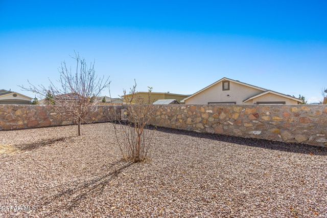 12756 Caroline May, El Paso, TX 79938