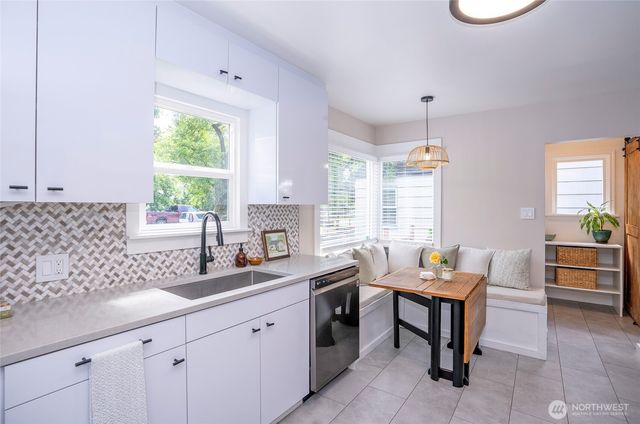 8026 S Bell Street, Tacoma, WA 98408