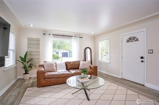 8026 S Bell Street, Tacoma, WA 98408