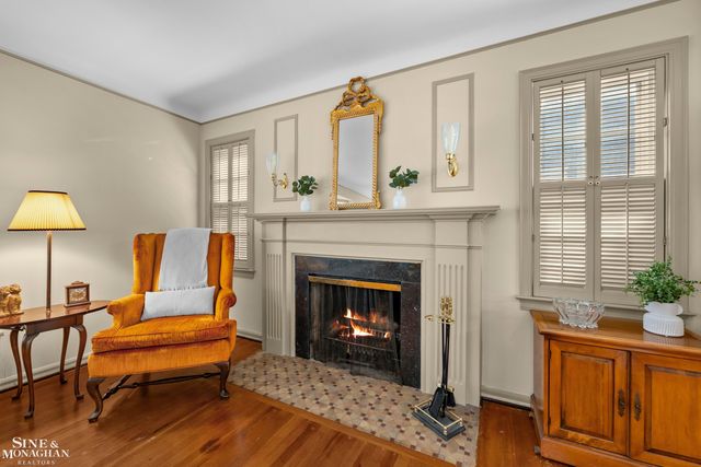 470 Allard Road, Grosse Pointe Farms, MI 48236